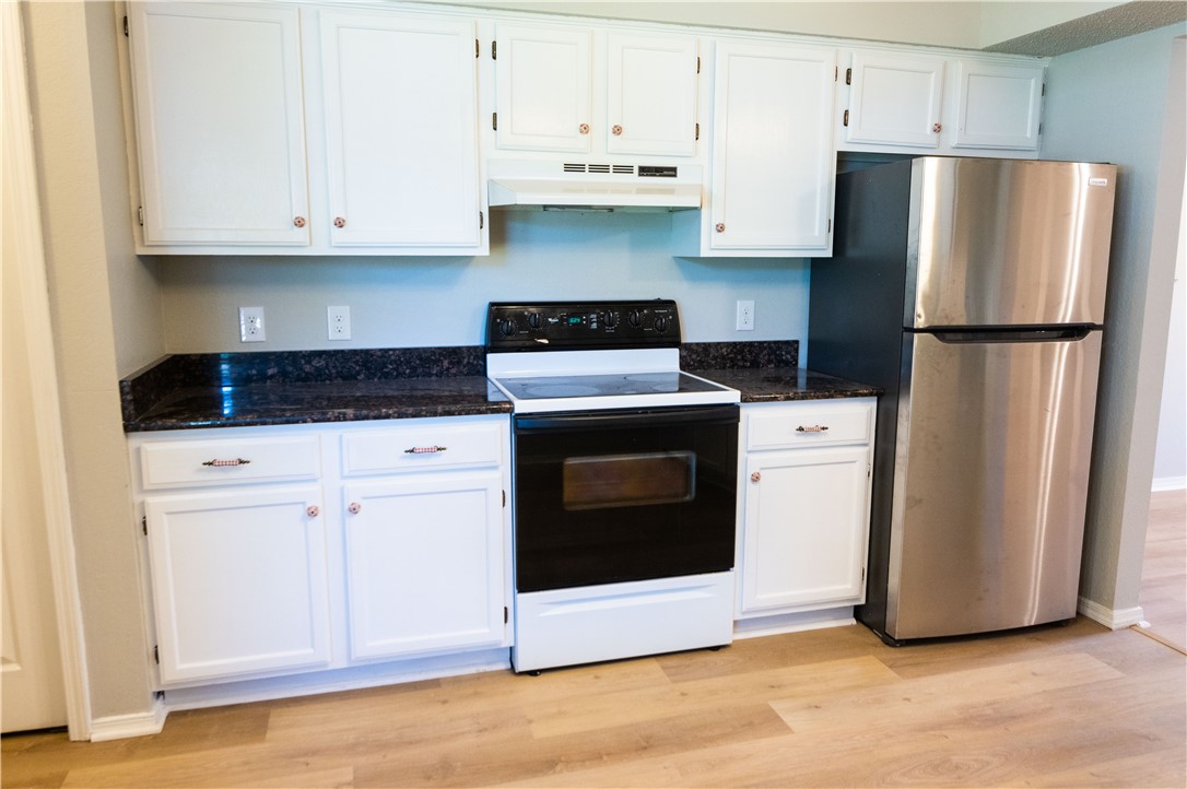 Southfield Sub Ph I - Residential Lease