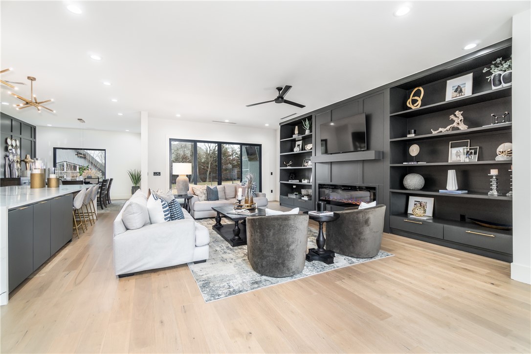 Pinnacle, Champions Golf & CC-Roger - Residential