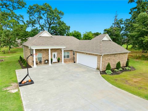 Photo of 1111 Ridge Drive, Stilwell, OK 74960 (MLS # 1348345)