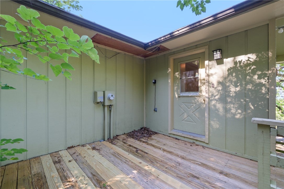 34 Leatherwood Drive