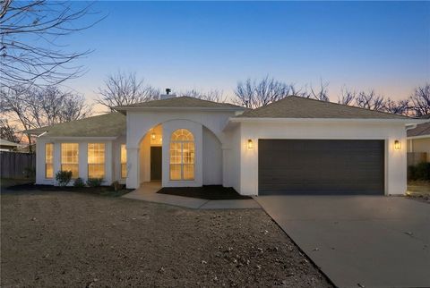 Photo of 3050 N Pyrite Drive, Fayetteville, AR 72704 (MLS # 1330850)