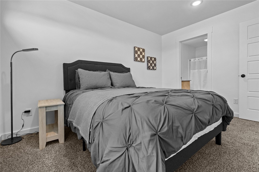 FEATHERSTON VILLAGE PH 1-CENTERTON - Residential Lease