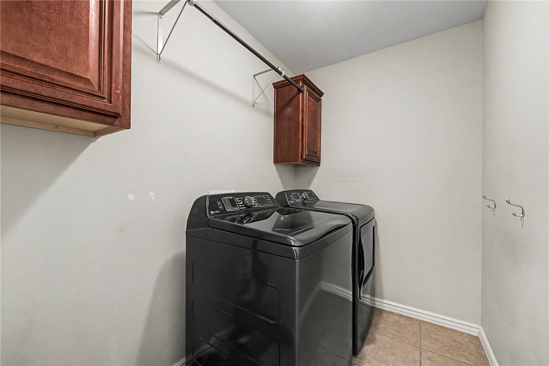 Bellview Residence Add Ph 1 Rogers - Residential