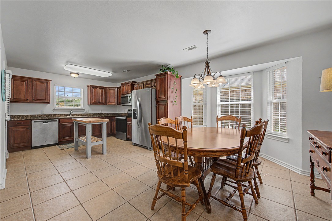 Bellview Residence Add Ph 1 Rogers - Residential