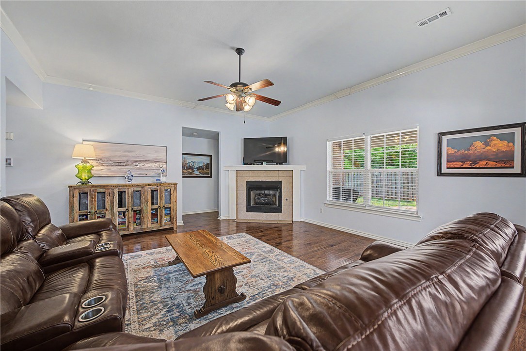 Bellview Residence Add Ph 1 Rogers - Residential