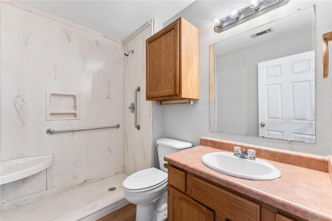 Rock On Razorback Condos Hpr - Residential Lease