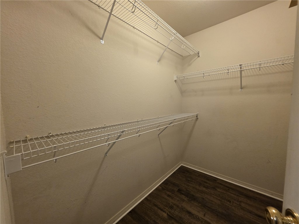Headley Sub Bvv - Residential Lease