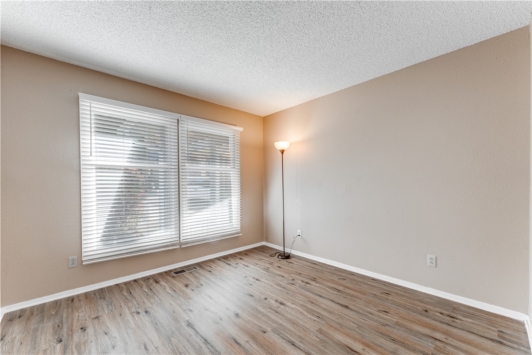 Townhouse Tct 3 A/K/A Drake Court Bvv - Residential