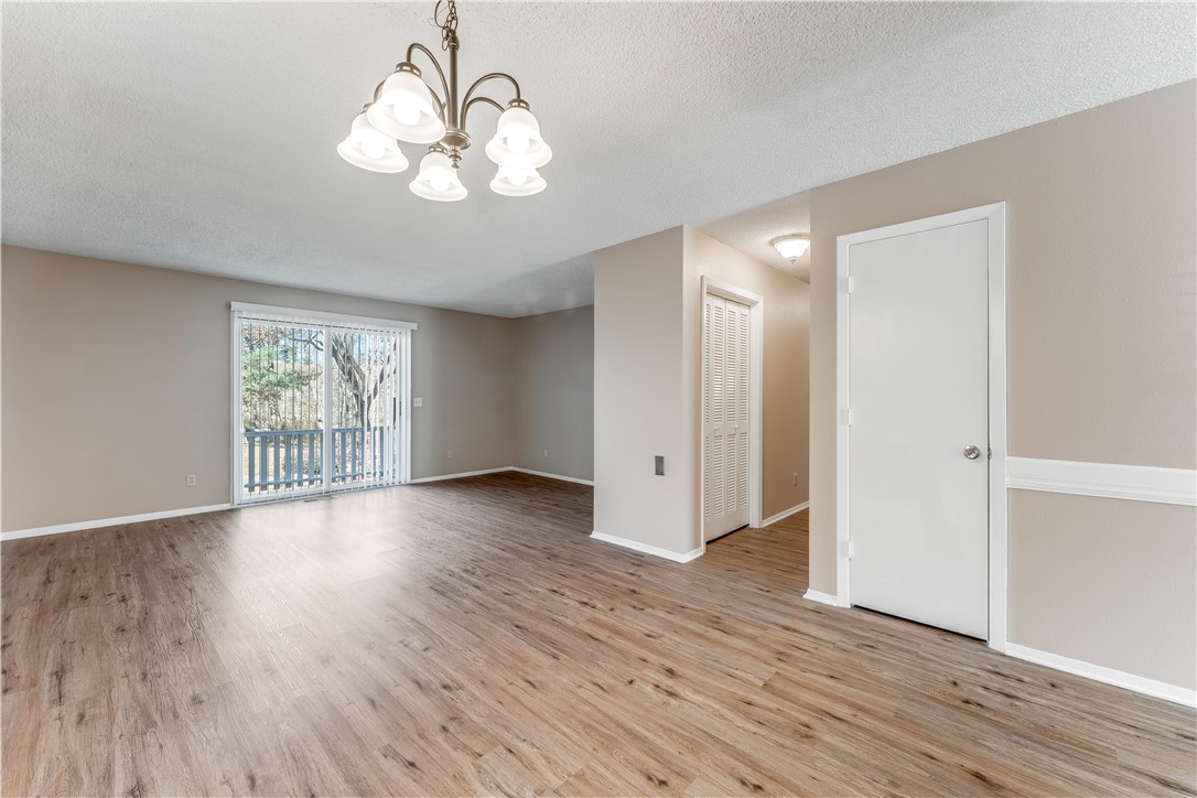 Townhouse Tct 3 A/K/A Drake Court Bvv - Residential