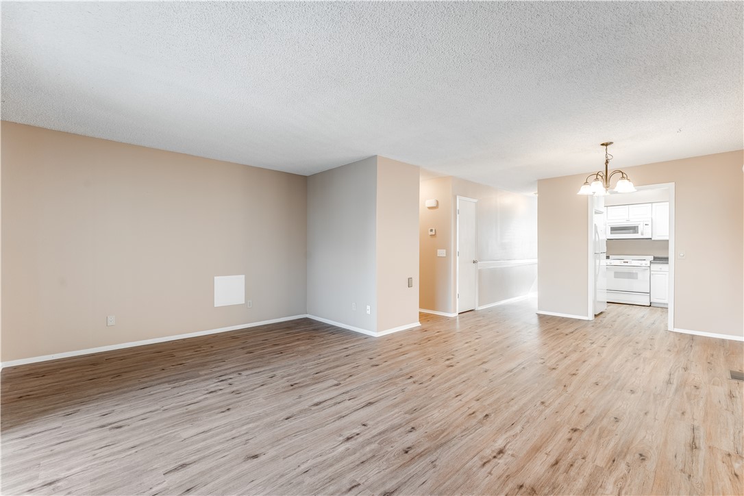 Townhouse Tct 3 A/K/A Drake Court Bvv - Residential