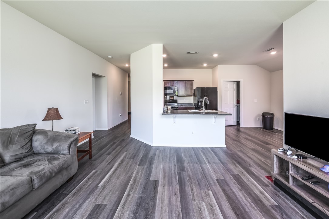 Fox Tail - Residential