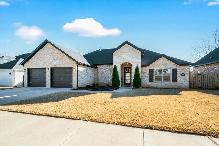 Welcome to 5529 Poison Springs Drive in Fayetteville! Community sitting park across the street!
This well-maintained home boasts a functional layout with comfortable living spaces, making it an excellent option for both homeowners!  Situated in an established neighborhood, the property provides a balance of privacy and convenience with easy access to Fayetteville amenities.
Inside, you’ll find a spacious living area that flows seamlessly into the kitchen and dining space—ideal for everyday living and entertaining. The bedrooms are generously sized, offering flexibility for family, guests, or a home office. Natural light throughout the home enhances the warm, inviting feel.
Outside, enjoy a manageable yard with room to relax, garden, or entertain. The location offers quick access to shopping, dining, schools, and major commuter routes, while still maintaining a quiet residential setting. Highlights include an oversized mud room, pantry, and master closet.  Schedule your showing today!