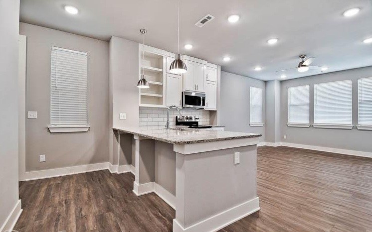 UNIVERSITY ACRES S/D - Residential Lease