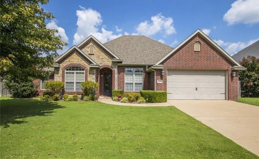 Rental Available August 1, 2026. Spacious 4 bedroom, 2.5 bath home featuring a desirable split floor plan and a fantastic location just 8 minutes from the University of Arkansas campus. This home offers plenty of room to live and entertain with a great layout and comfortable living spaces. Step outside to enjoy the amazing backyard with a covered patio, perfect for relaxing, hosting friends, or enjoying Arkansas evenings. Conveniently located close to campus, shopping, dining, and everything Fayetteville has to offer.