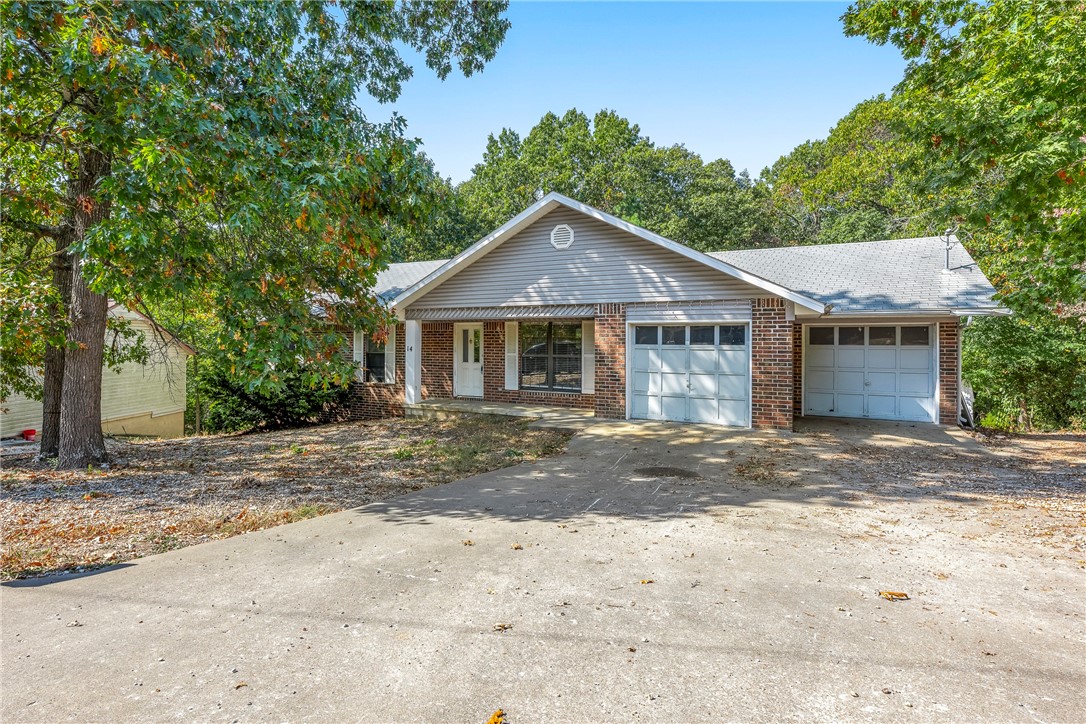 One level home built on .42 acre lot. Trail access less than half mile from home. Built in 1989, this home features; 3 Bedrooms, 2 Bathrooms, Eat-In Kitchen, 1192 square feet, 2 car garage, spacious living room, & utiltiy room. 209 square foot Workshop / Storage / Flex space under home can be accessed from outside entrance and is not included in home square footage. Outside features; mature landscaping and storage shed. Close to Highlands Golf Course, Loch Lomond Recreation Area. Easy access to I49 for daily commute.