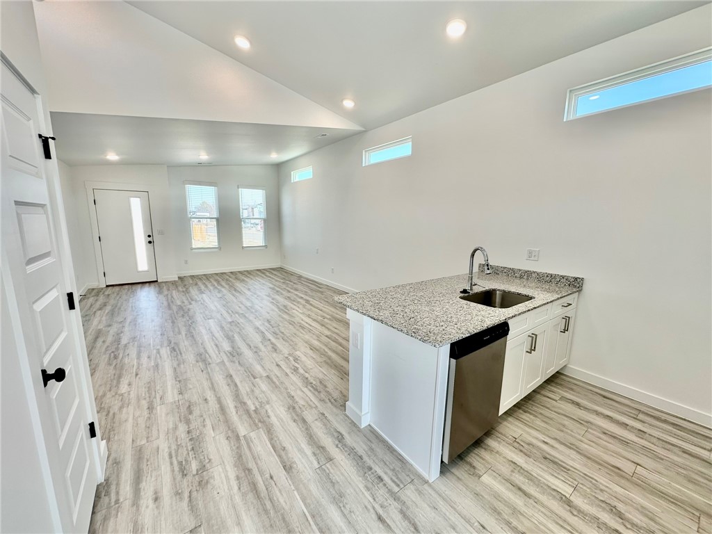 Featherston Village Ph 2 Centerton - Residential Lease