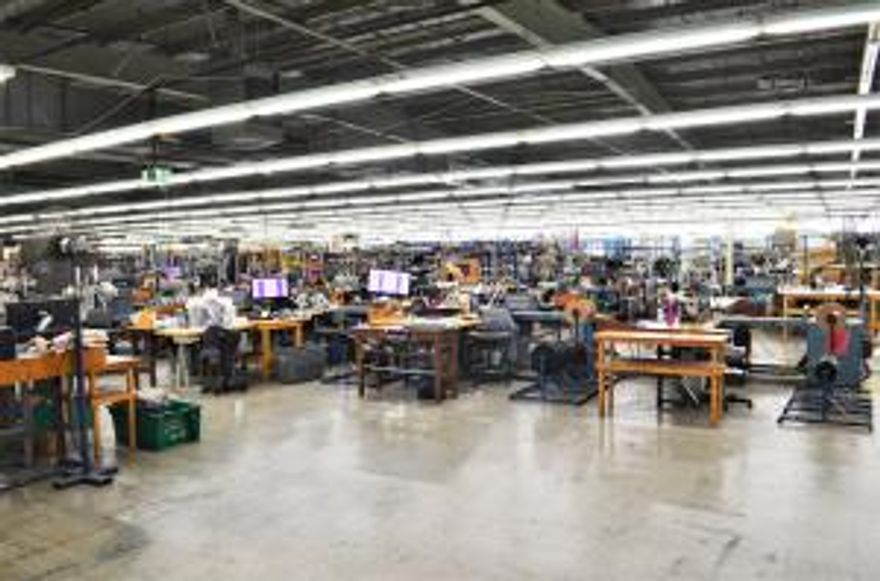 Prime real estate right in the heart of Harrison. This location could be used for retail, warehouse, manufacturing or entertainment. With over five acres and more than 91,000 square feet of floor space you can make this blank canvas your masterpiece. It currently has a combination of office space, warehouse and production lines. Traffic count estimate is over 19,000 vehicles per day. You'll enjoy 553 feet of highway frontage giving you extremely high visibility. (All intended use subject to zoning and city approval)