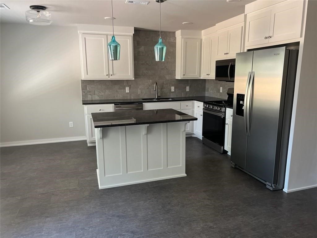 Rustic Flats Sub Gentry - Residential Lease