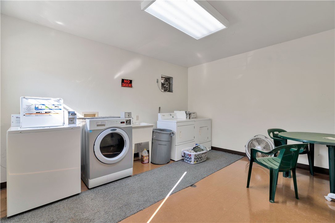 Paris Meets & Bounds - Residential