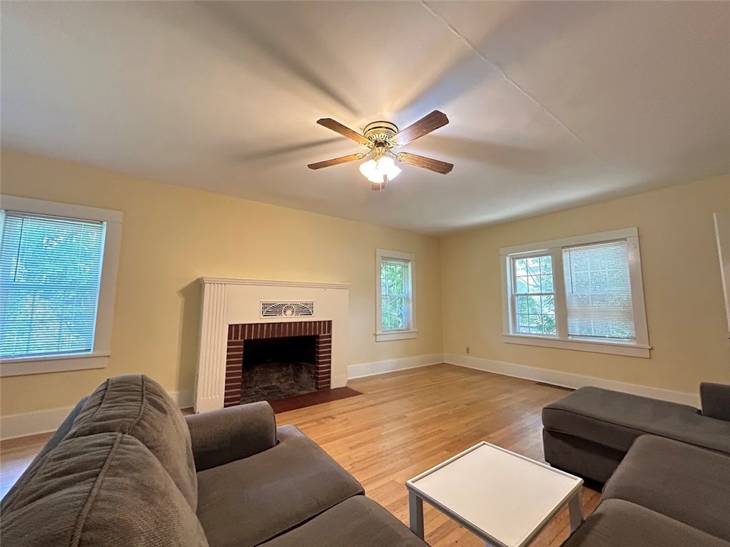 City Park Addaltrents Rev - Residential Lease