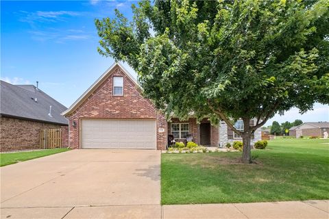 Photo of 6502 S 49th Street, Rogers, AR 72758 (MLS # 1349491)
