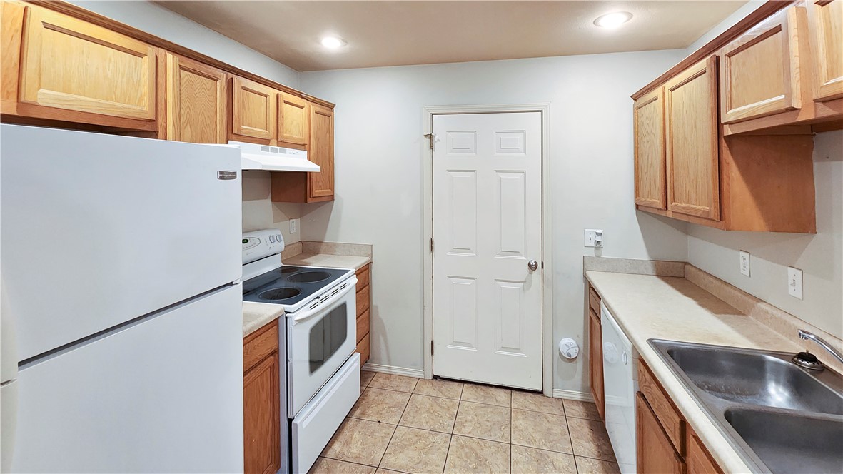 Stonegate Sub Bentonville - Residential Lease