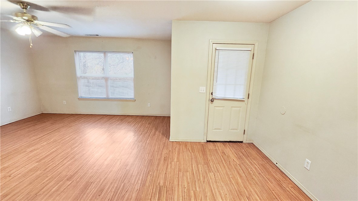 Stonegate Sub Bentonville - Residential Lease