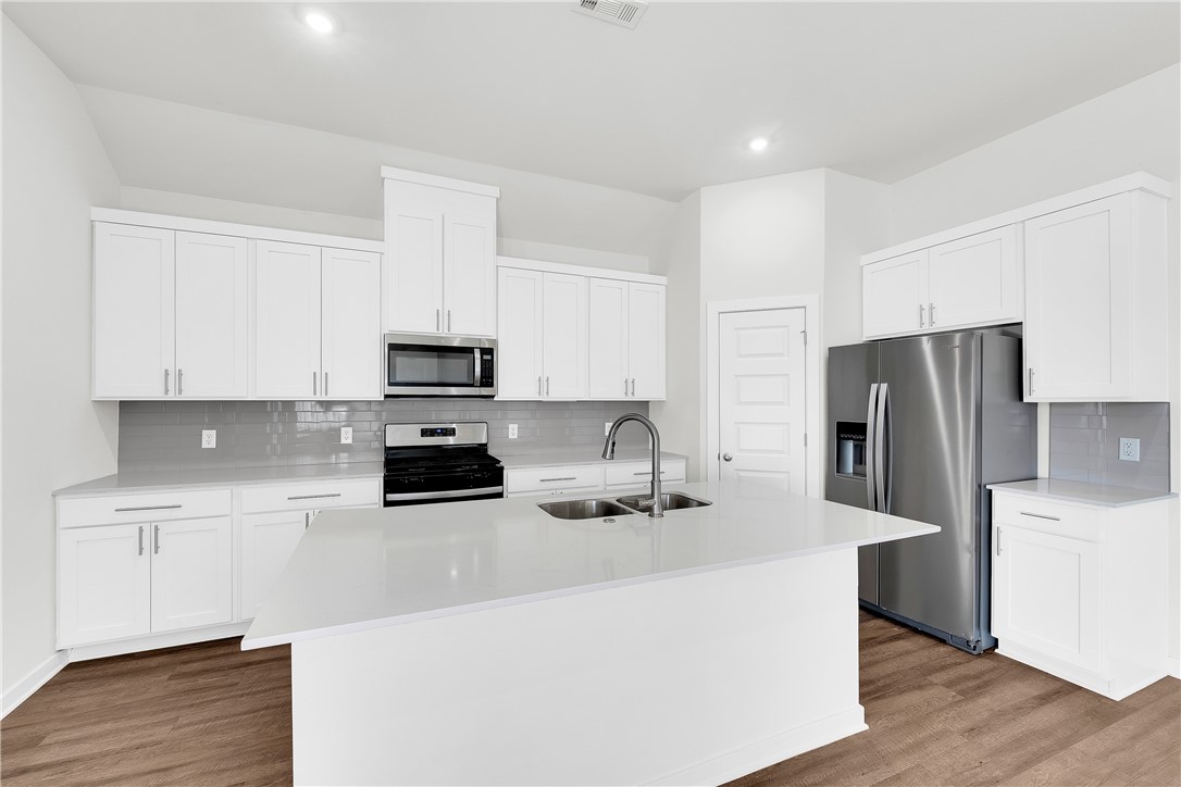 Goose Creek Village Ph Iii - Residential