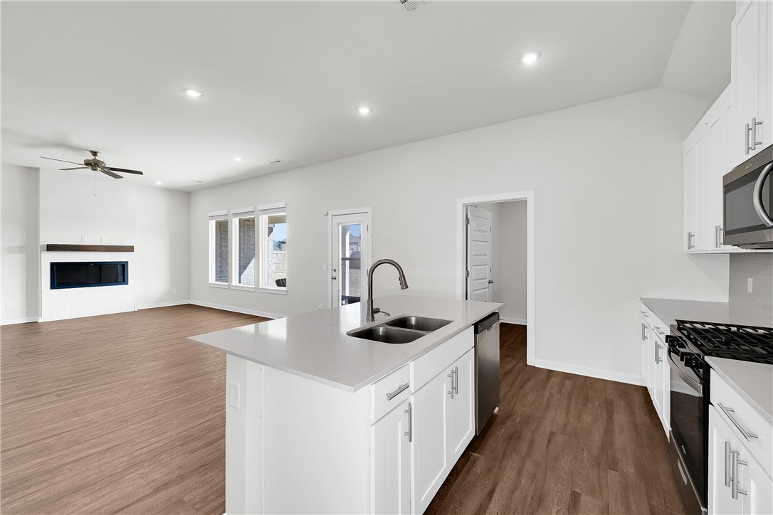 Goose Creek Village Ph Iii - Residential