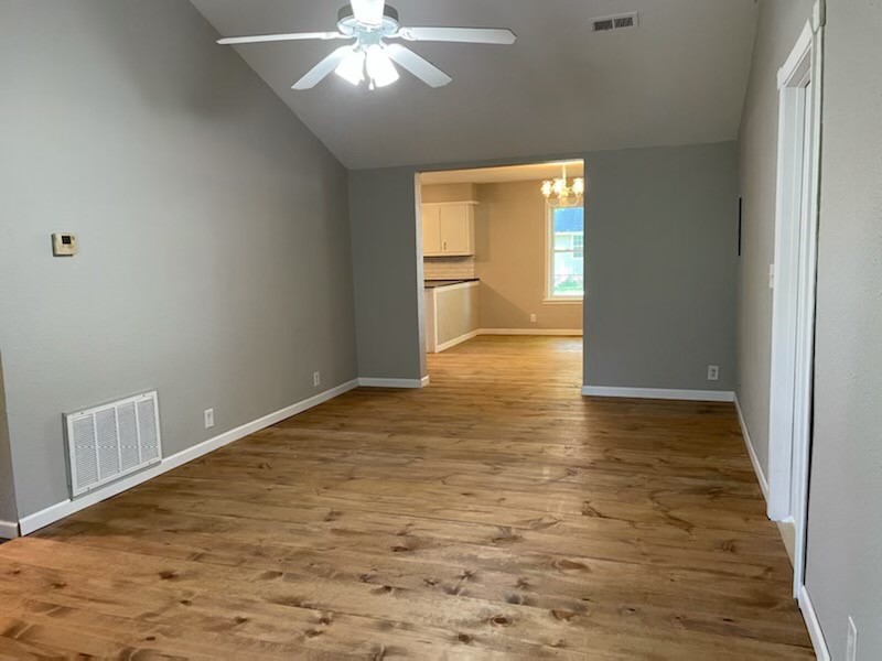 Elm Spgs Original - Residential