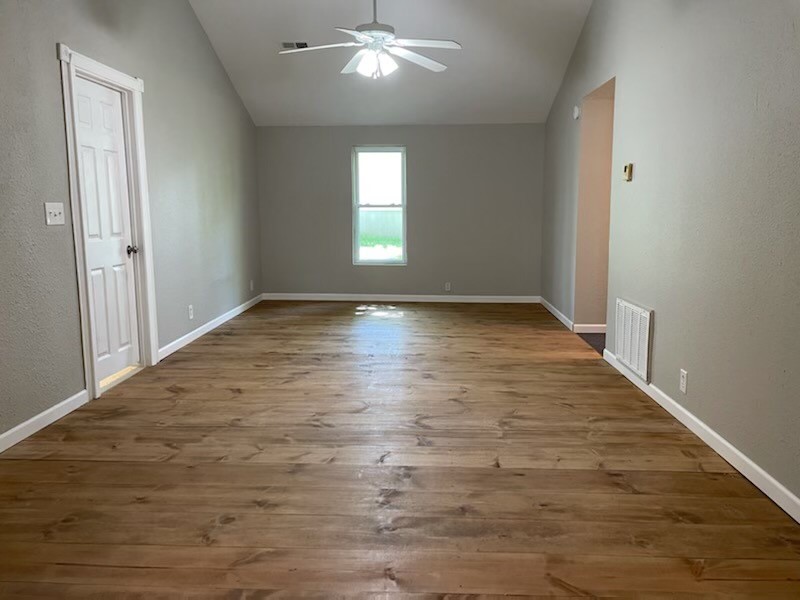 Elm Spgs Original - Residential