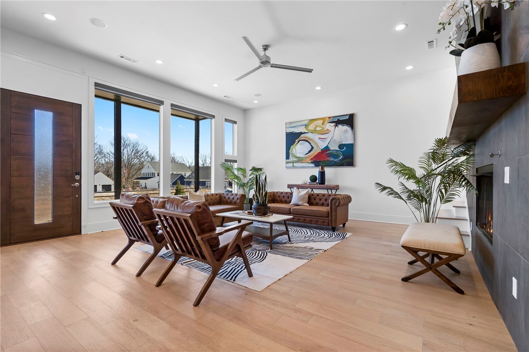 W A Burks Add Bentonville - Residential