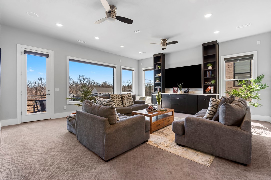 W A Burks Add Bentonville - Residential