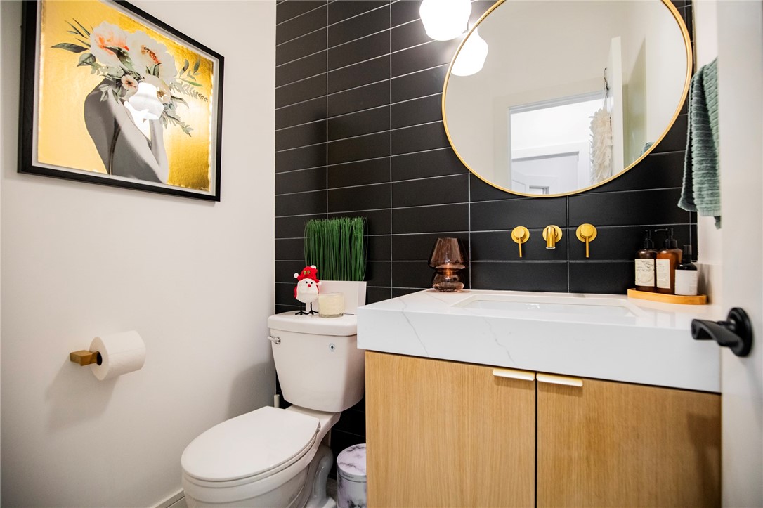 Pinnacle Sub Ph 1, The Rogers - Residential