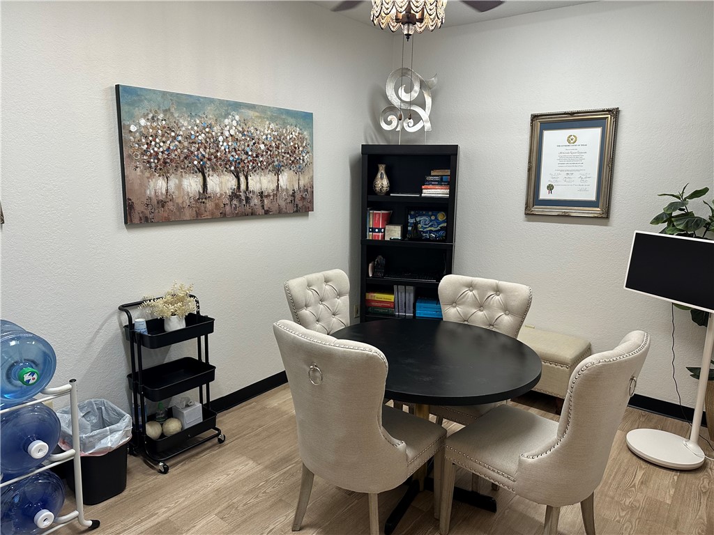 Duckworths Add Rogers - Commercial Lease