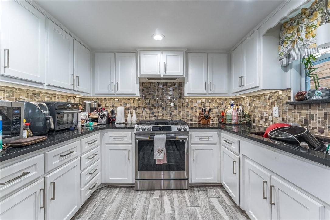 Woodland Acres Unit 2 Rogers - Residential