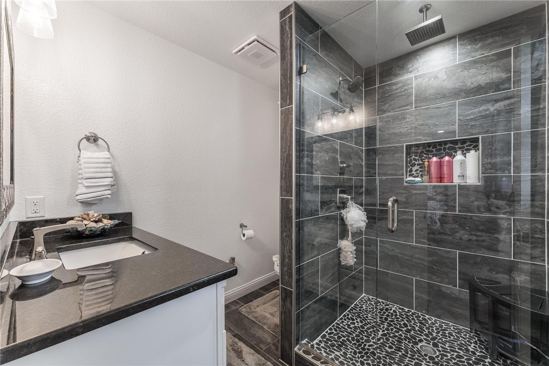 Woodland Acres Unit 2 Rogers - Residential