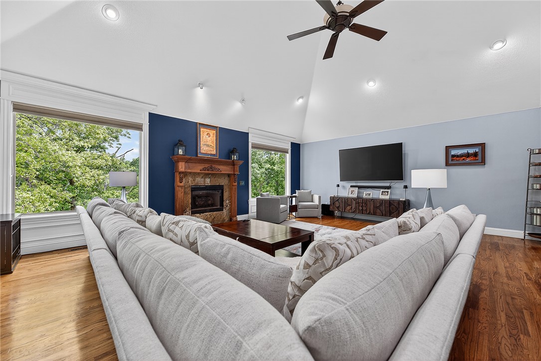 Kensington Ph 1 Bentonville - Residential