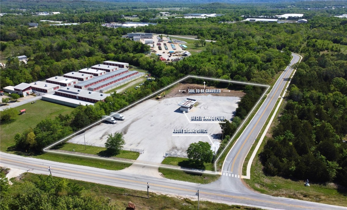 Fayetteville Ind Park West - Commercial Lease