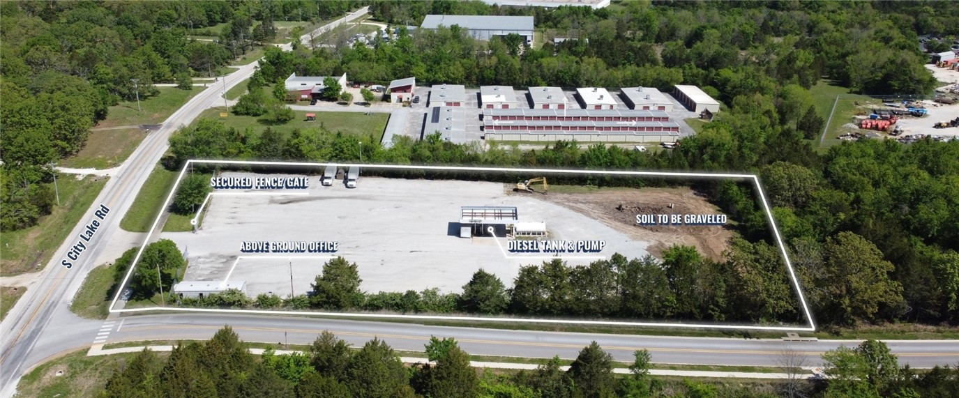 Fayetteville Ind Park West - Commercial Lease
