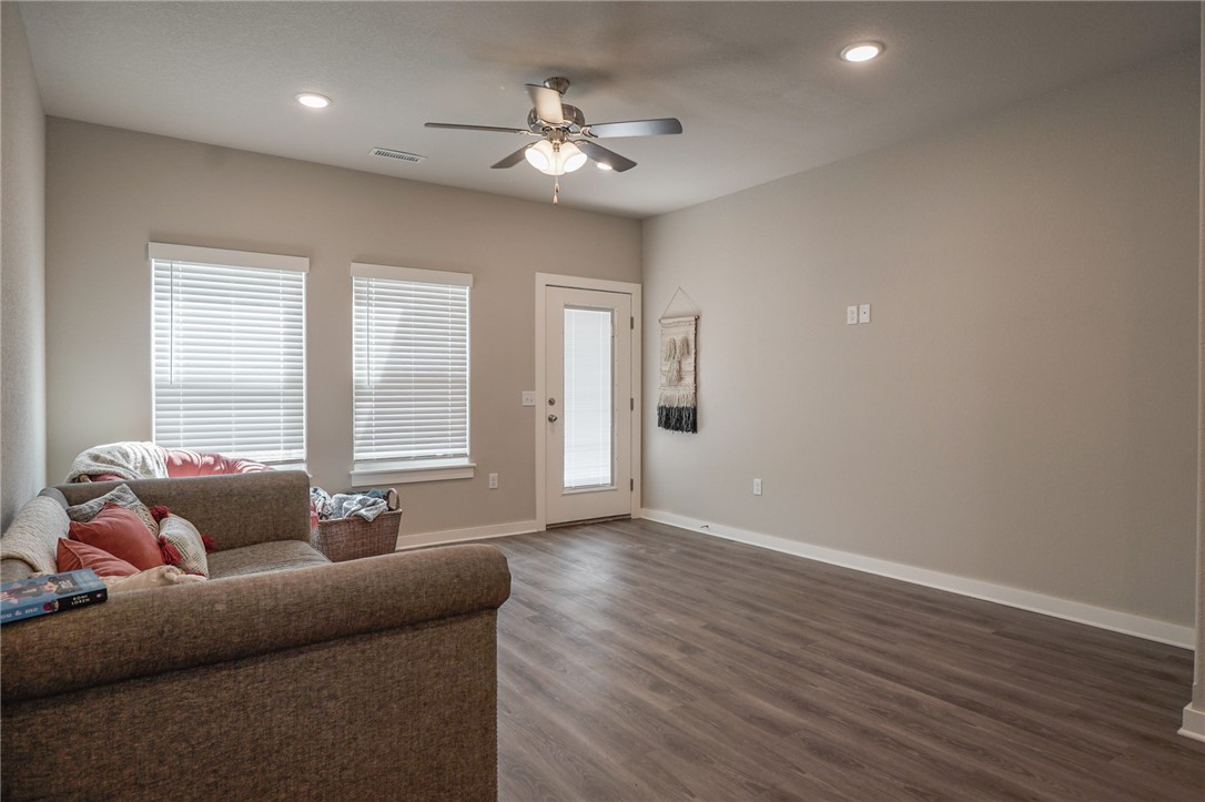 Forest Hills Cottages HPR - Residential Lease