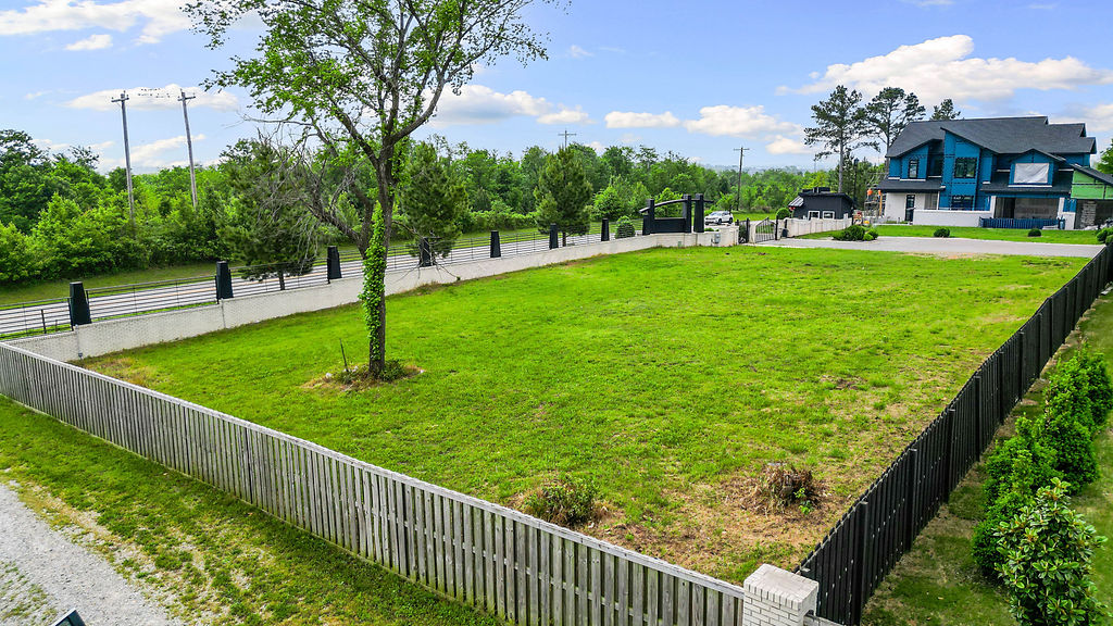 Westridge Village Sub Centerton - Land