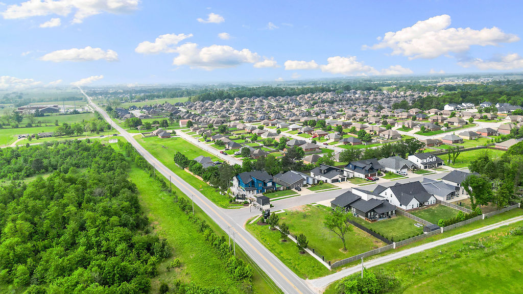 Westridge Village Sub Centerton - Land