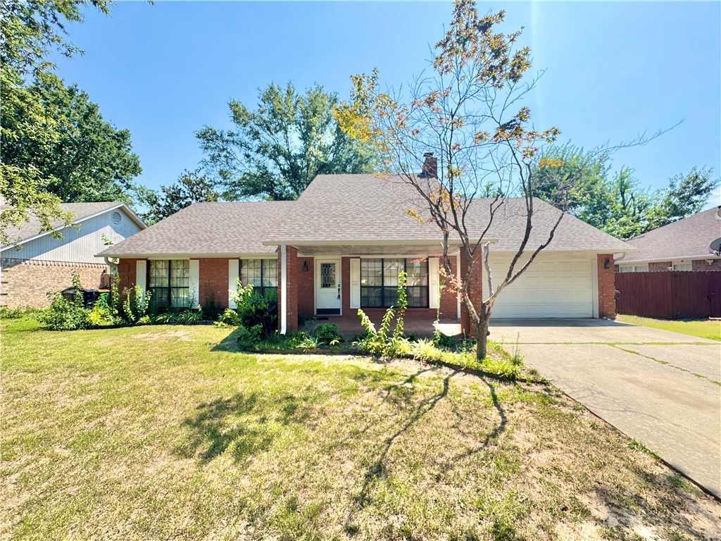 Charming brick home in a quiet, established Rogers neighborhoodāminutes to everything. Inside, enjoy faux-wood floors in the living room, plush carpeted bedrooms, vaulted ceiling and cozy fireplace with custom built-ins. Ceiling fans and blinds throughout. Relax on the covered front porch or the screened back patio overlooking a fenced yard shaded by mature trees. Enclosed 2-car garage. Prime location with quick access to I-49, the Pinnacle Hills Promenade, and Malco Pinnacle Hills Cinema for shopping, dining, and movies. Love the outdoors? Hop on the Razorback Regional Greenway to explore miles of connected trails, parks, and nearby downtown Rogers. Close to Rogers schools, including Reagan Elementary, Oakdale Middle, and Rogers Heritage High. This inviting home blends comfort and convenienceāschedule your tour today!