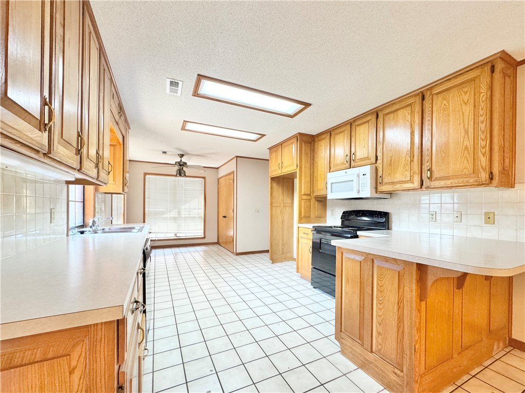 Cambridge Park Ph 1 Rogers - Residential Lease