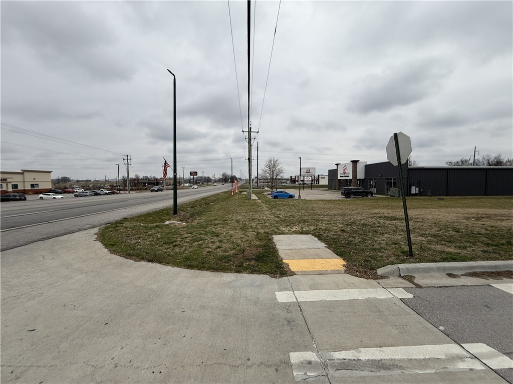 Dykes Family Add Siloam Spgs - Land