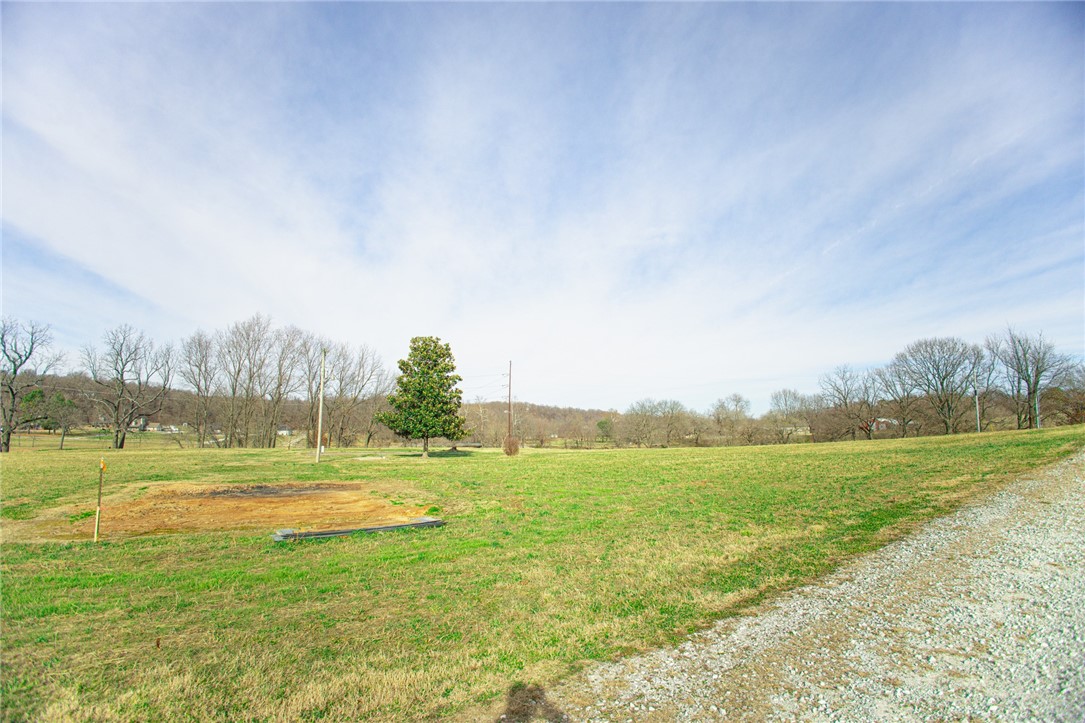 Tontitown Outlots 2000 Annex - Land