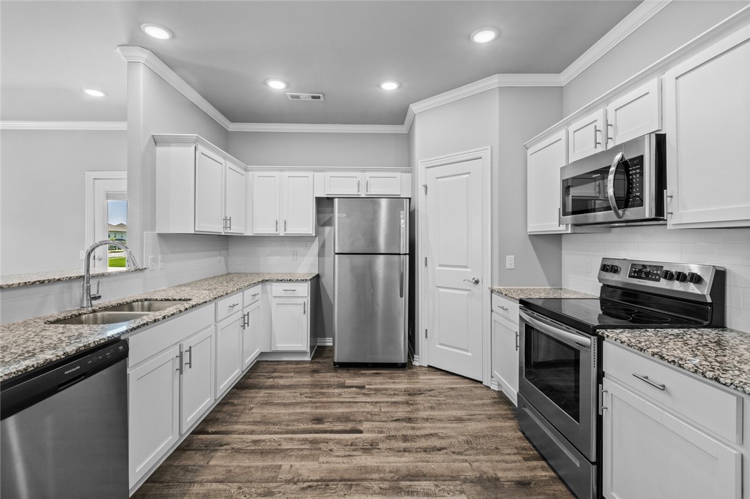 Shadowbrooke At The Peaks - Residential