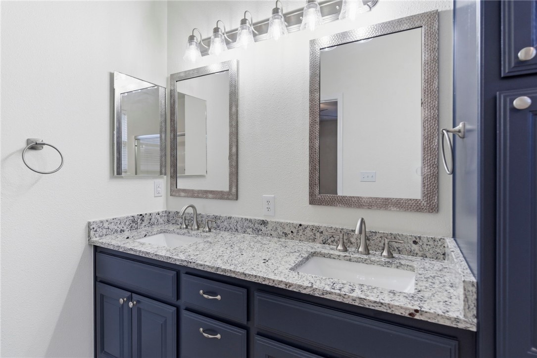 Windsor Courts Bvv - Residential