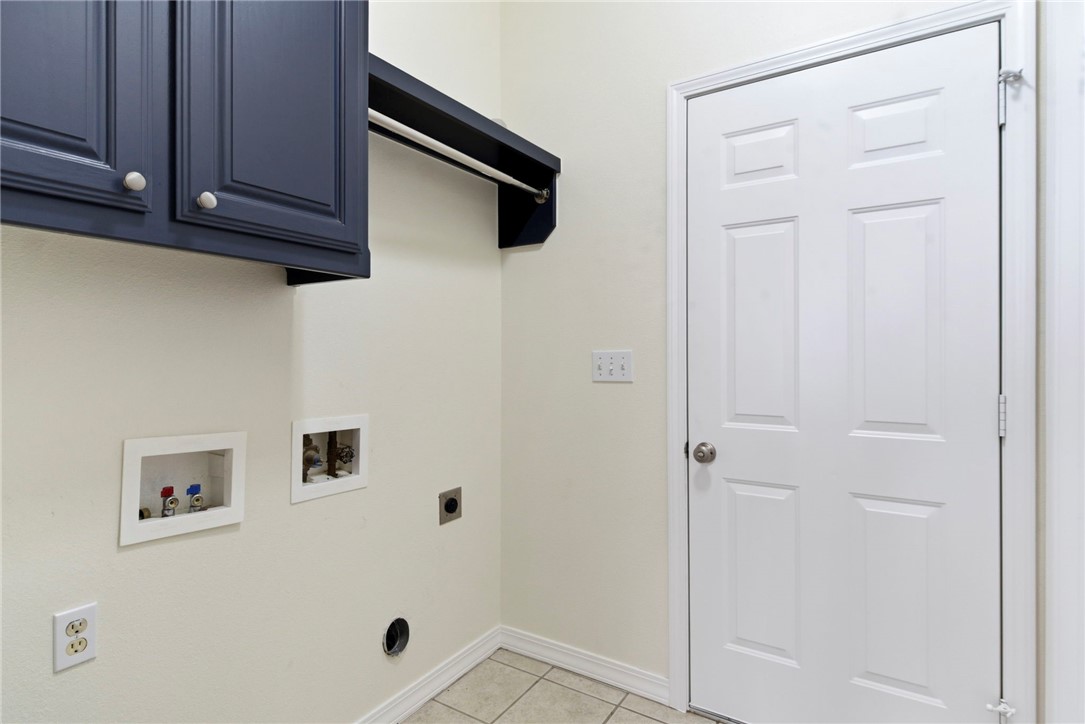 Windsor Courts Bvv - Residential